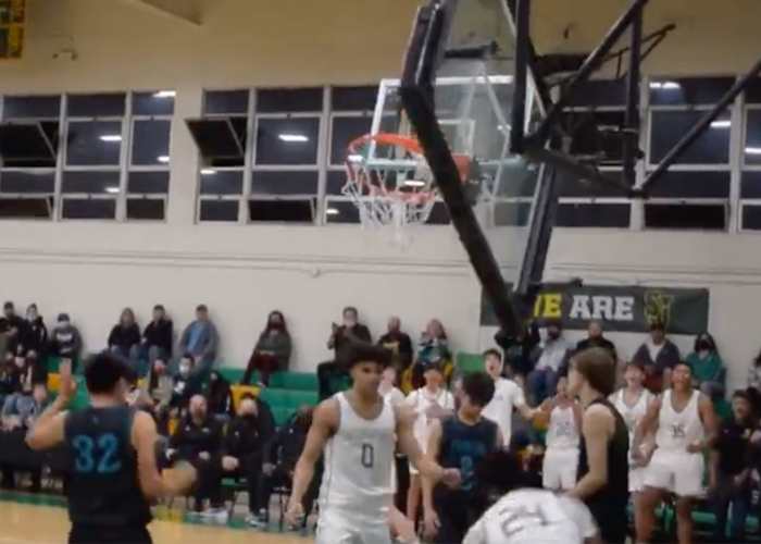 Tounde Yessoufou breaks backboard st. joseph